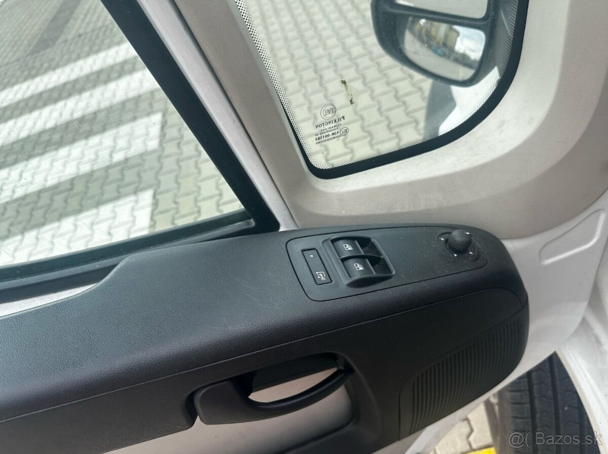 Peugeot Boxer 2.2 HDi - 12