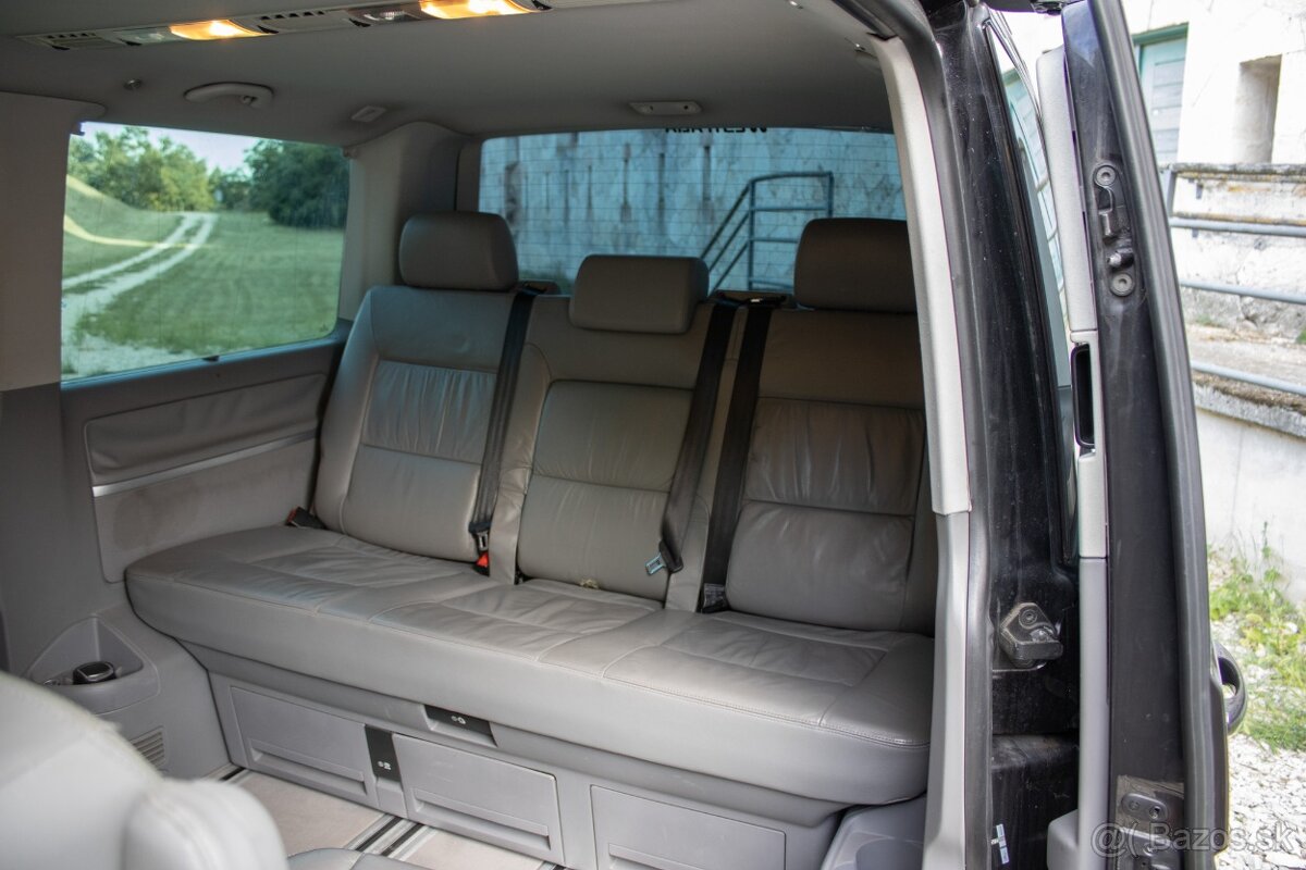 VW Multivan 2.5 TDI Highline tiptronic - 12