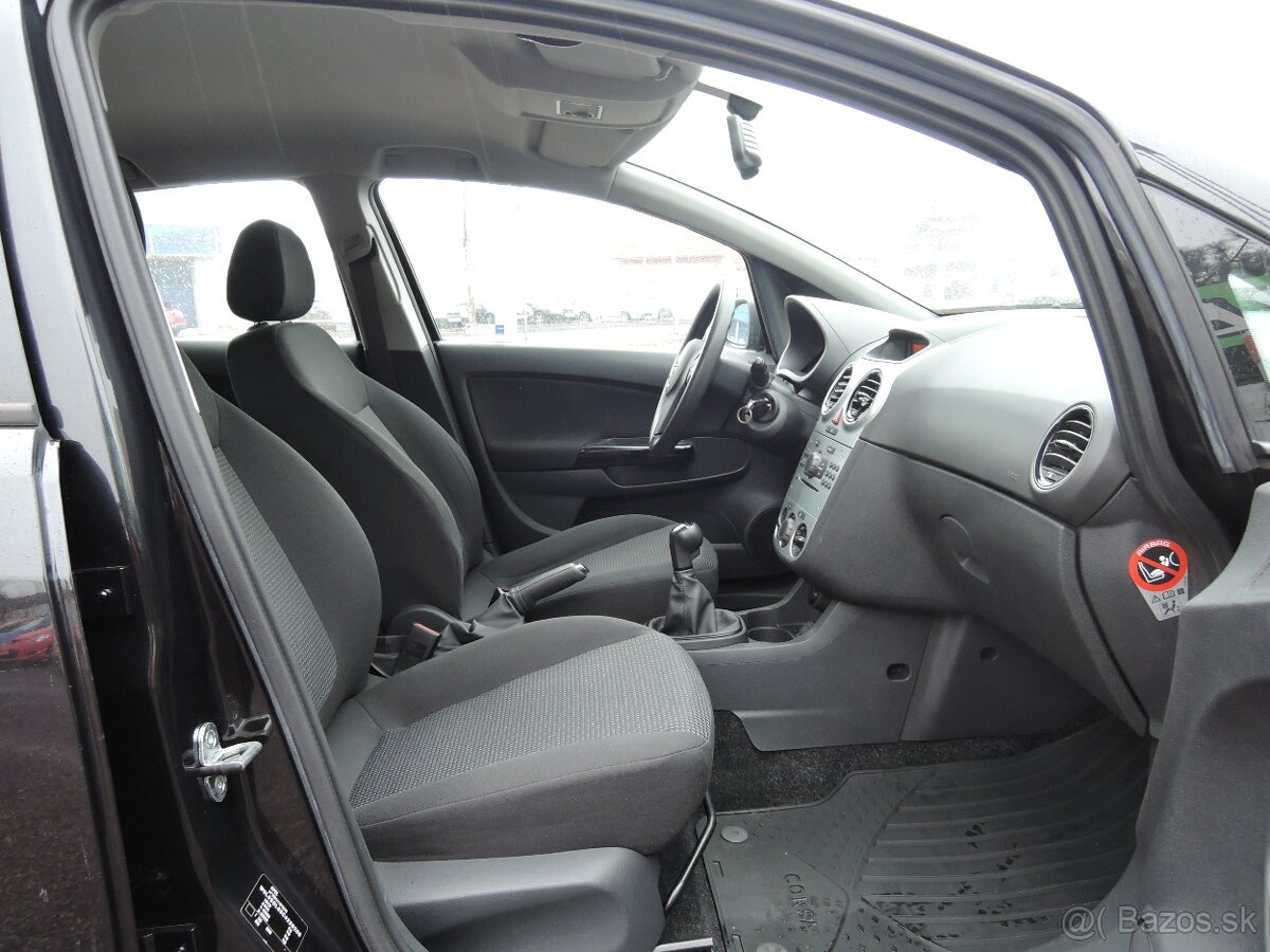 Opel Corsa, 1,2 i ČR 1.maj. 44tkm 2012 - 12
