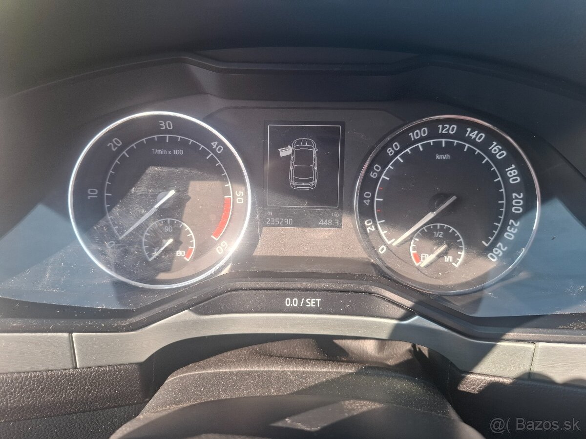 Škoda Superb 3 12/2015 ambition tdi - 12