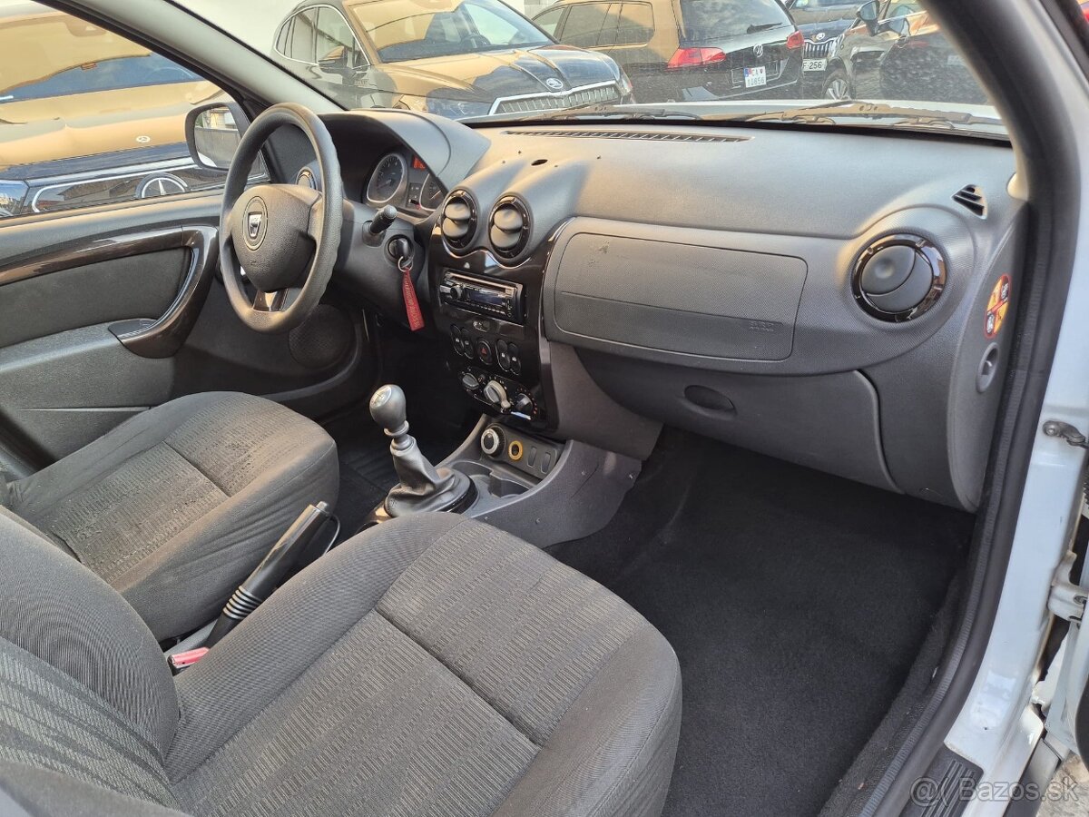 Dacia Duster 1.5 dci 4x4 - 12