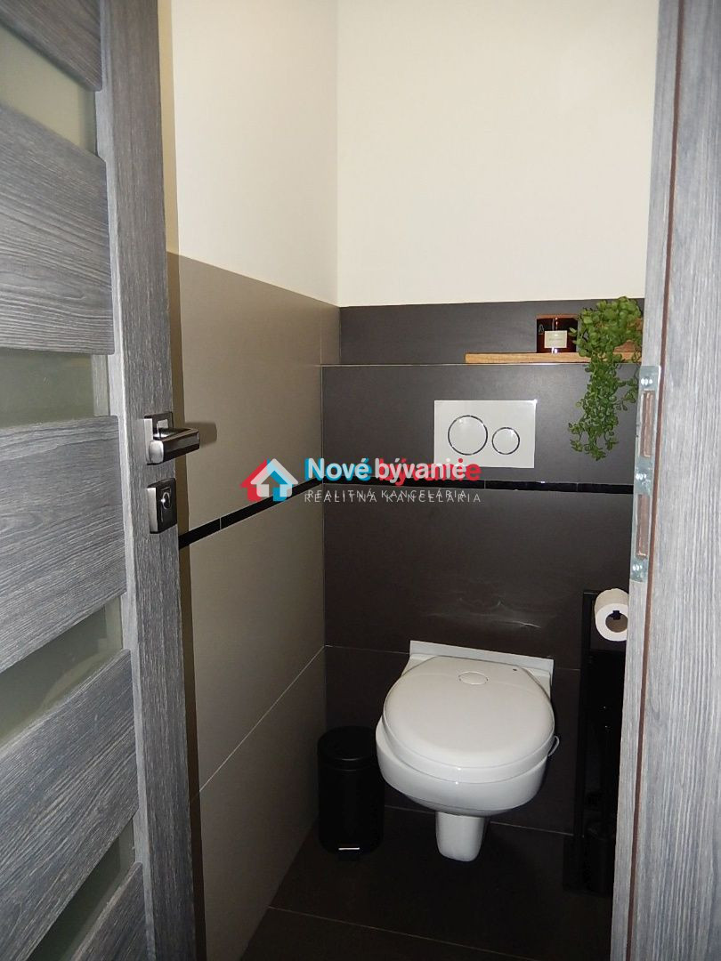 2 x Troj izbové byty s Autoumyvárňou a barom N013-123-STK - 12