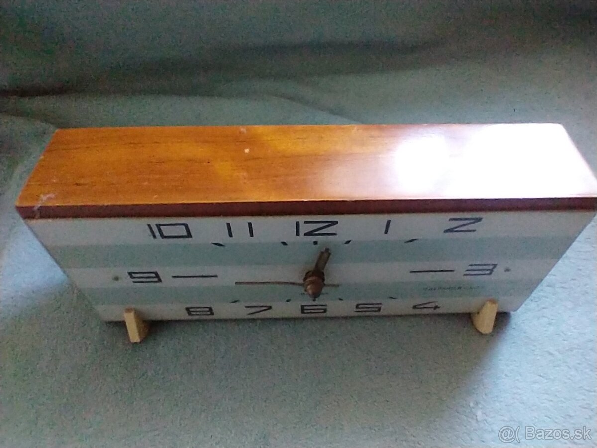 Retro hodiny - 12