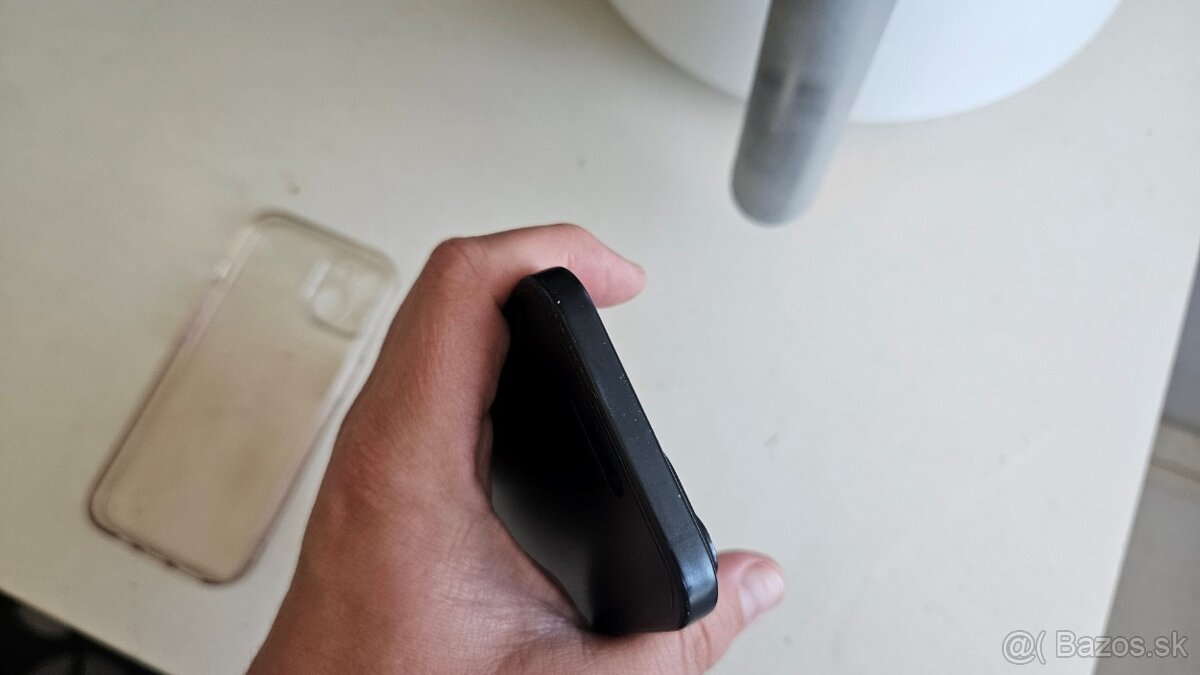 Apple iPhone 15 tmavý 128GB - aj vymením - 12