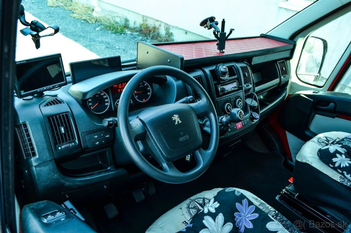 Peugeot Boxer Camper - modelový rok 2014 - 12