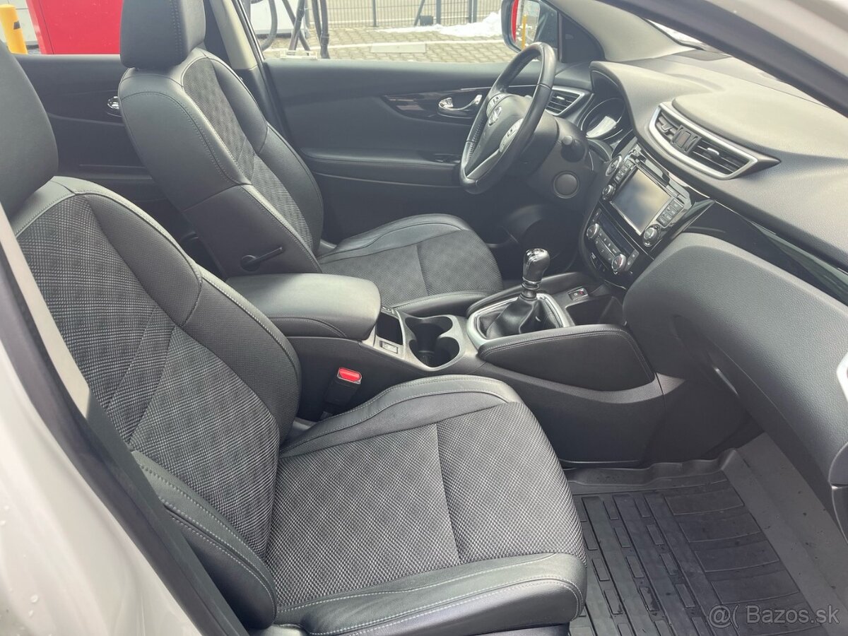 Nissan Qashqai 1,2 DIG-T Tekna+HW+Sunroof - 12