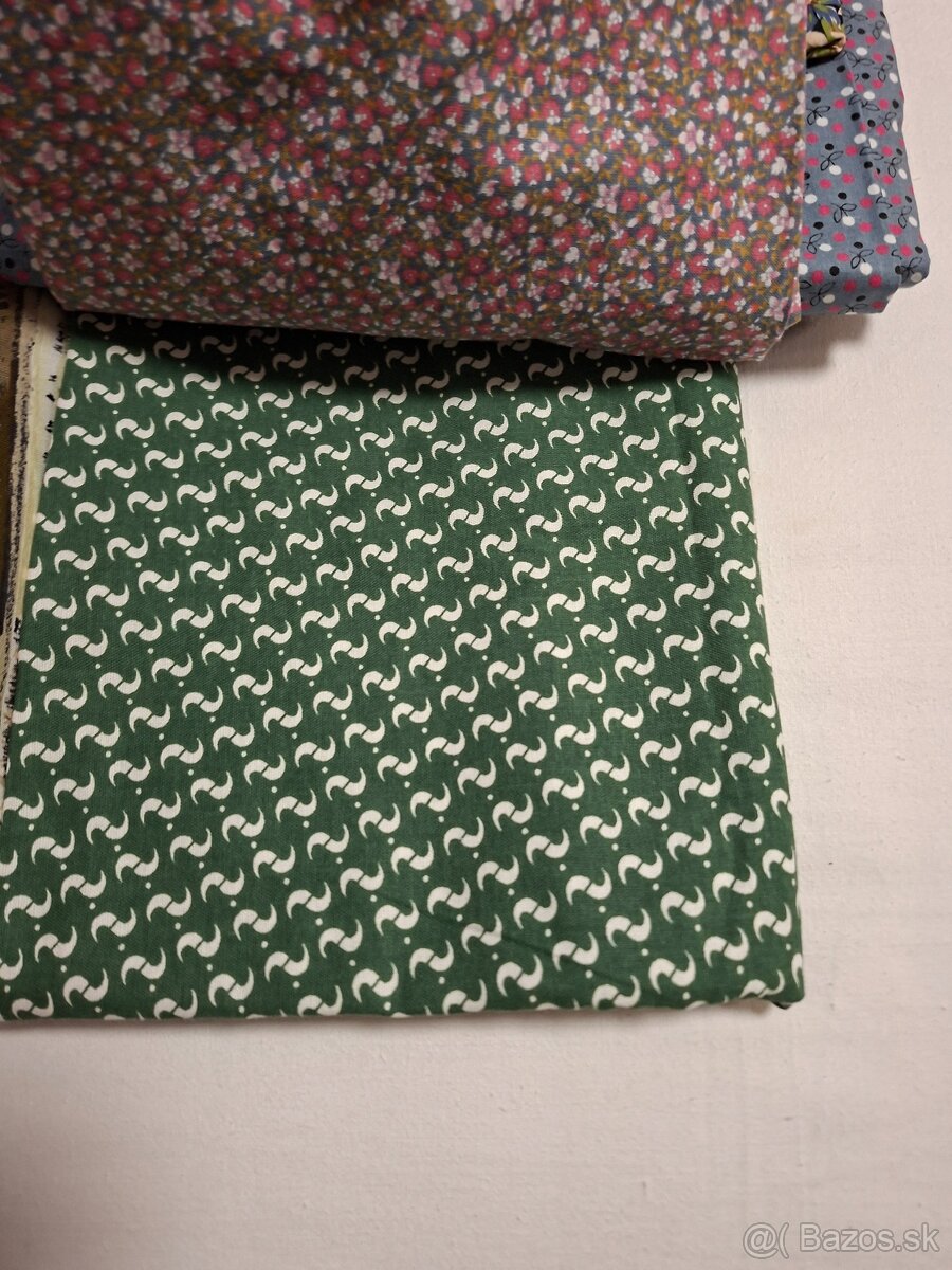 Kvalitné látky na šitie 12 ks - 12