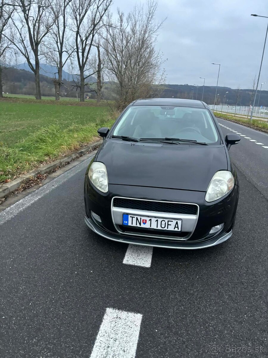 Predám Fiat Punto 1,4 Benzin - 12