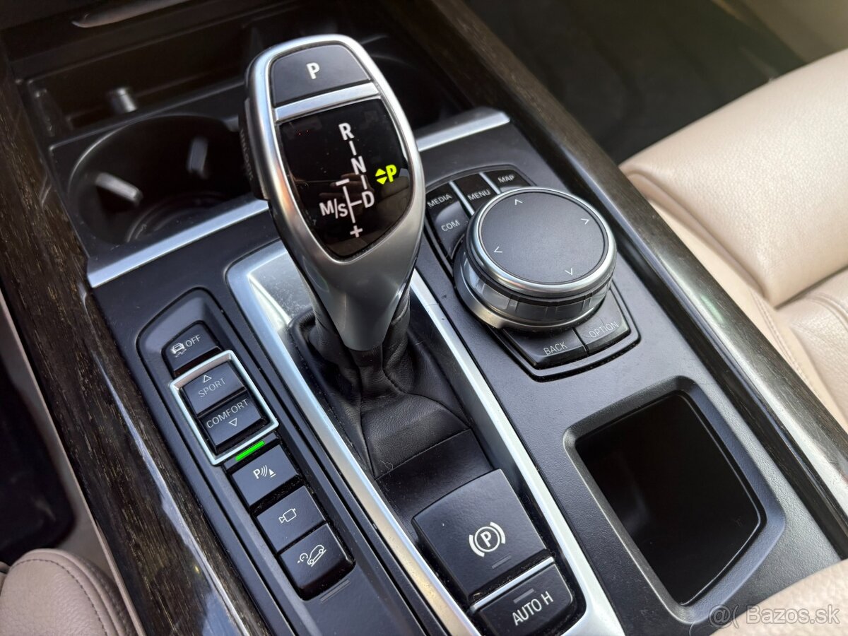 BMW X5 xDrive 40d - 12