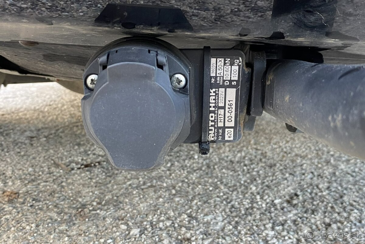 ŠKODA SUPERB 2.0 TDI CR 103 kw - 12