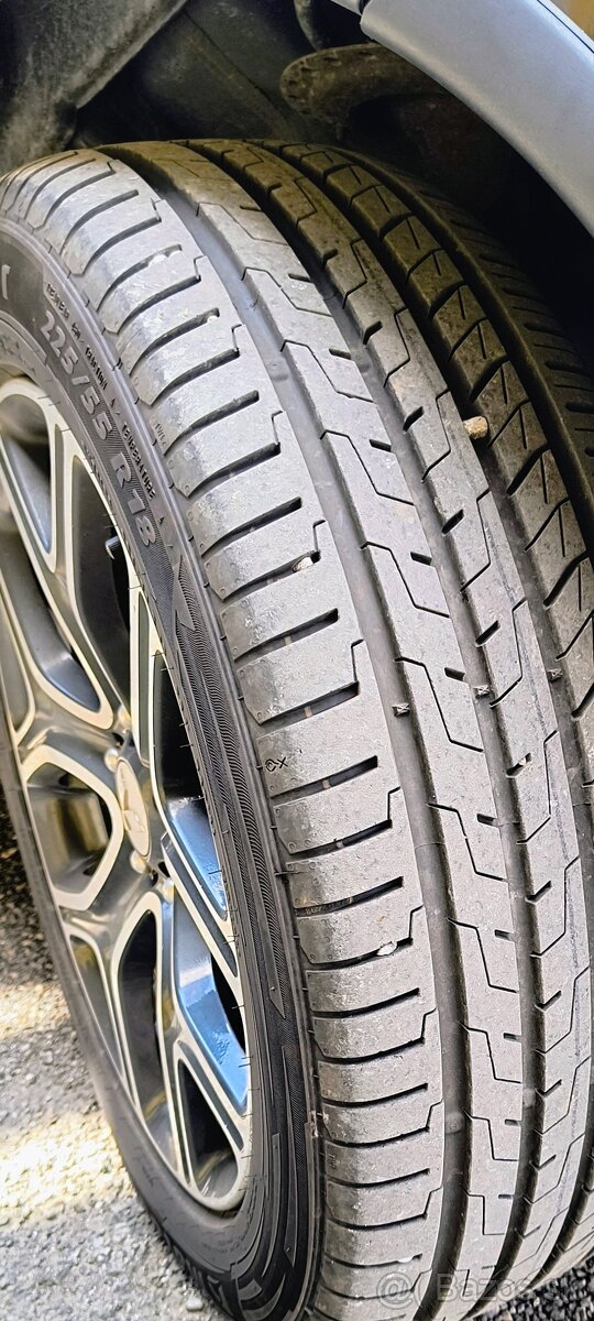 MITSUBISHI OUTLANDER 2.2D AUTOMAT 4x4 7-MIESTNE FULL VÝBAVA - 12