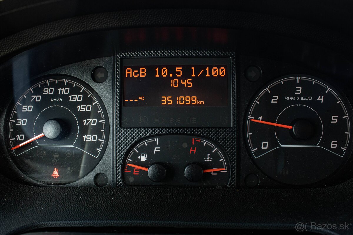 Peugeot Boxer 2.0 Diesel 120kW L3H2 Chladiarenský - 12