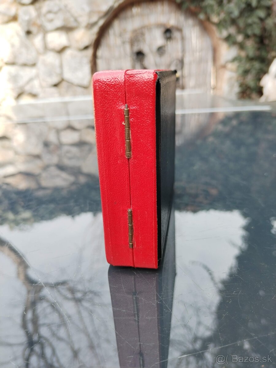 Vyzn, Zlatá medaila za zásluhy I.trieda- Rakúskej Republiky - 12