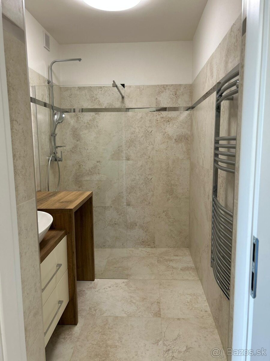 Predám rodinný dom v Branove - 12