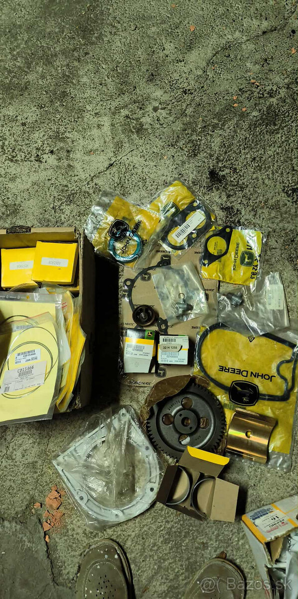 Timberjack ,John Deere diely 3 - 12