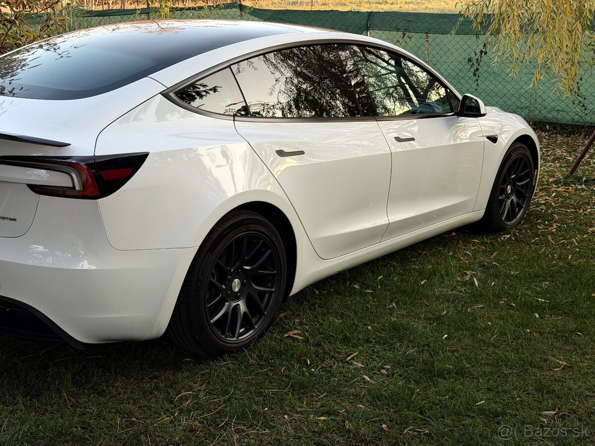 Tesla Model 3 Long Range Highland 11/2023, perform. tuning - 12