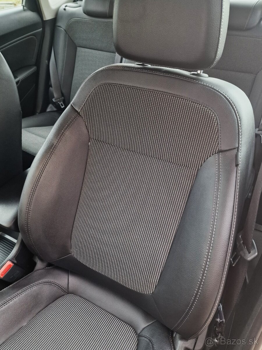 Opel Astra 1.7 CDTI 130K Active/Drive SR 1majiteľ Servisná h - 12