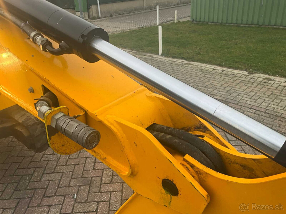 Bagar JCB 15-C1 - 12