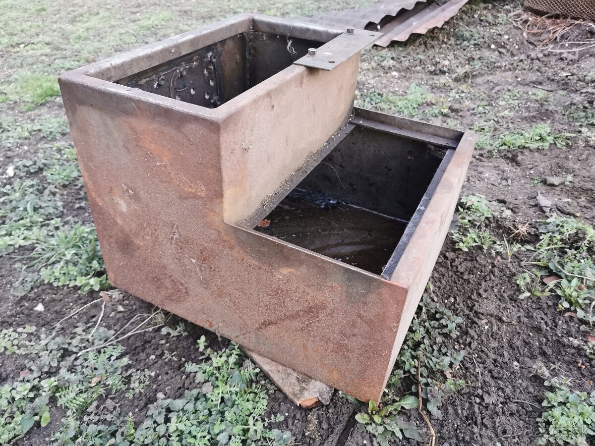 Stoly, stolíky, podstavec,regal,políčka, ponk, - 12