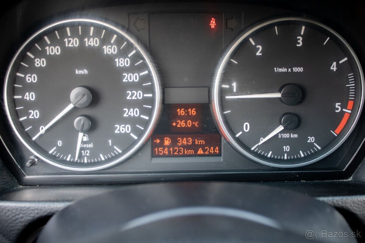 BMW Rad 3 320d 120 kW e90 - 12