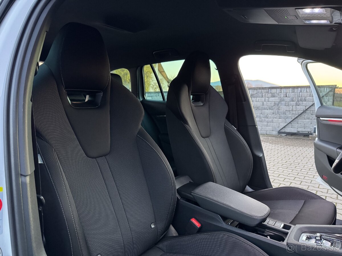 Škoda Octavia Combi 2.0 Elegance Sportline DSG A/T - 12