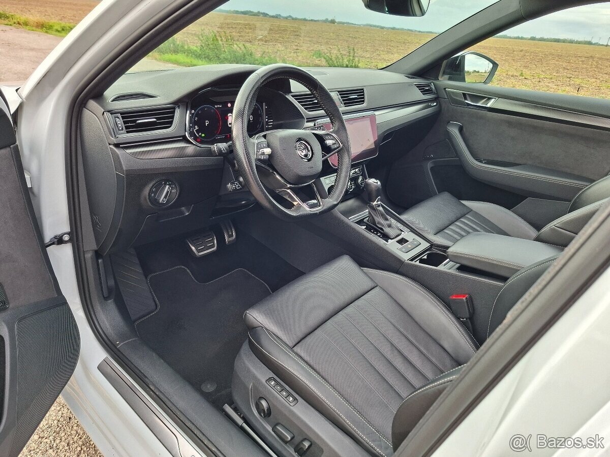 Škoda Superb Combi Sportline 4x4 2.0 Tdi DSG - 12