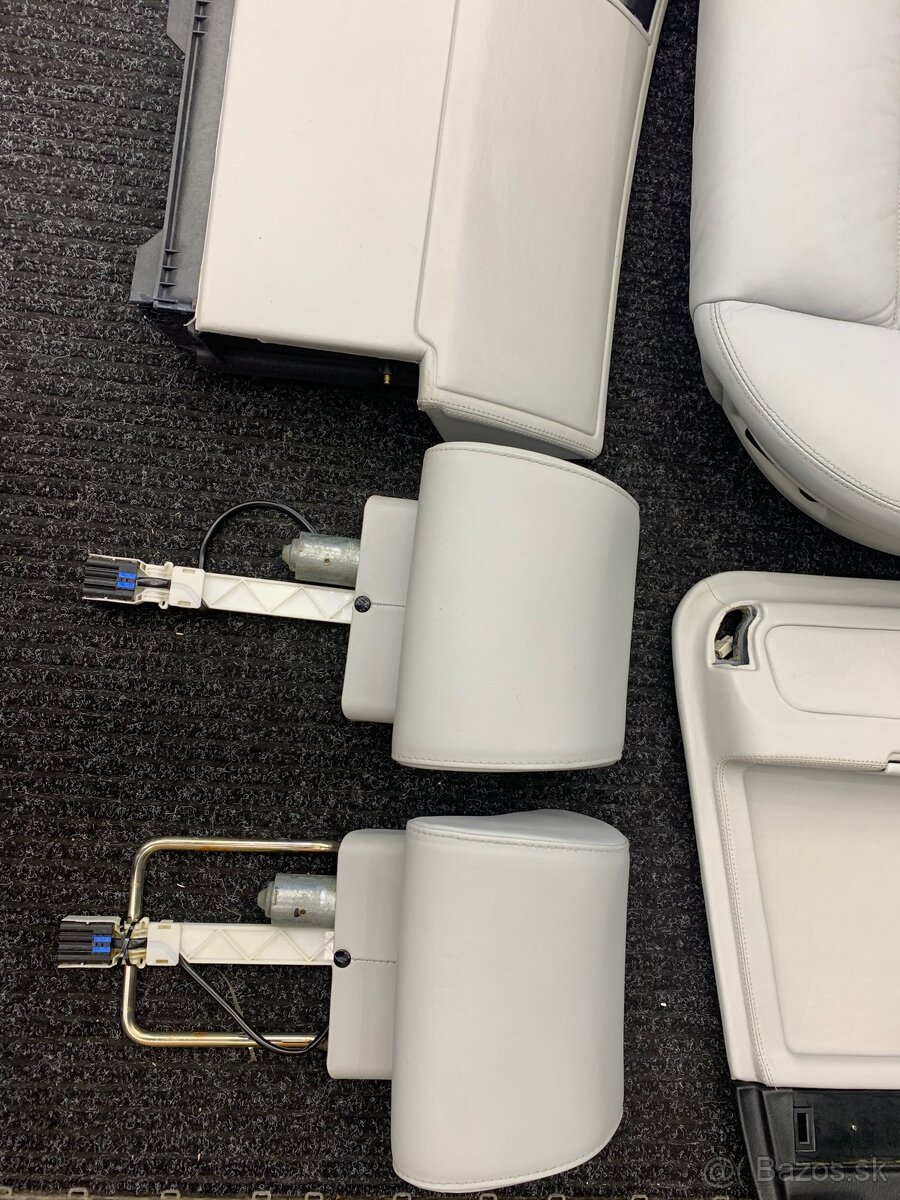 Biely interiér pre bmw e32 long - 12