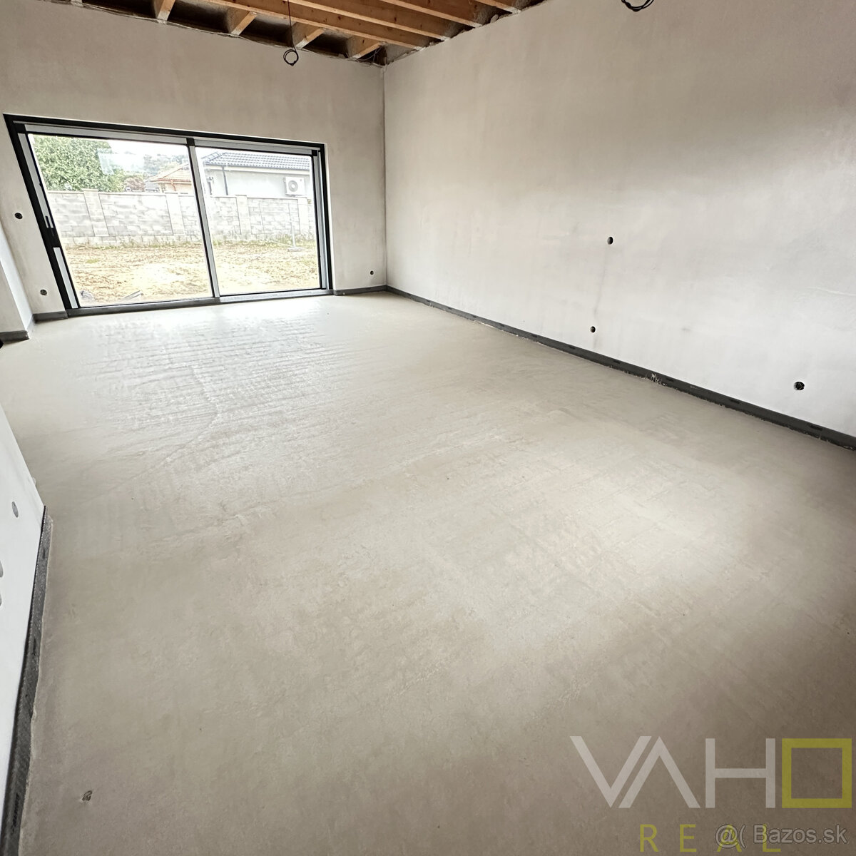 Moderná novostavba RD, pozemok 600m2, zastavaná plocha 179m2 - 12