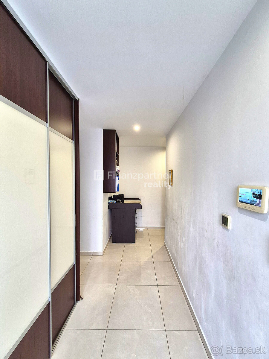 Moderný 3 izbový dom s bazénom vo Veľkom Blahove - 12