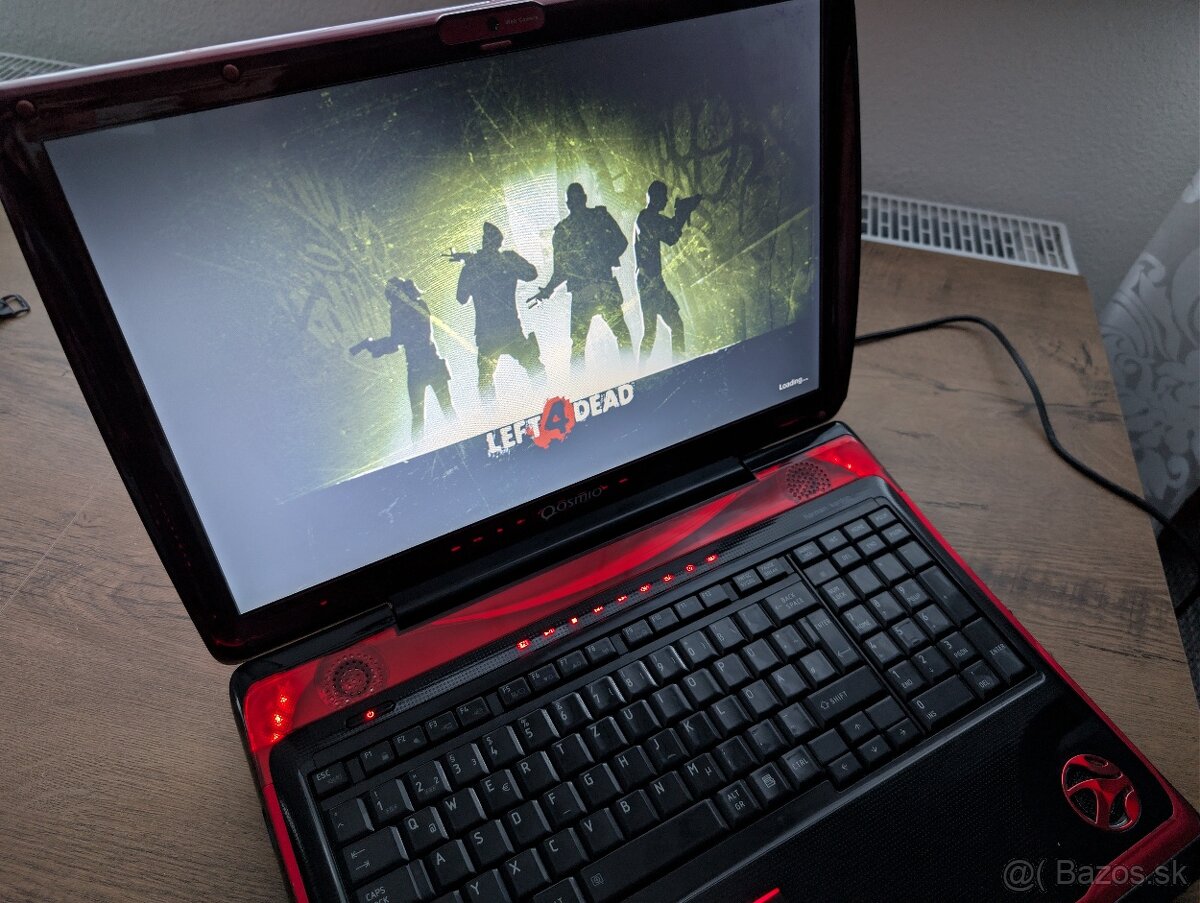 Toshiba Qosmio x300 - 12