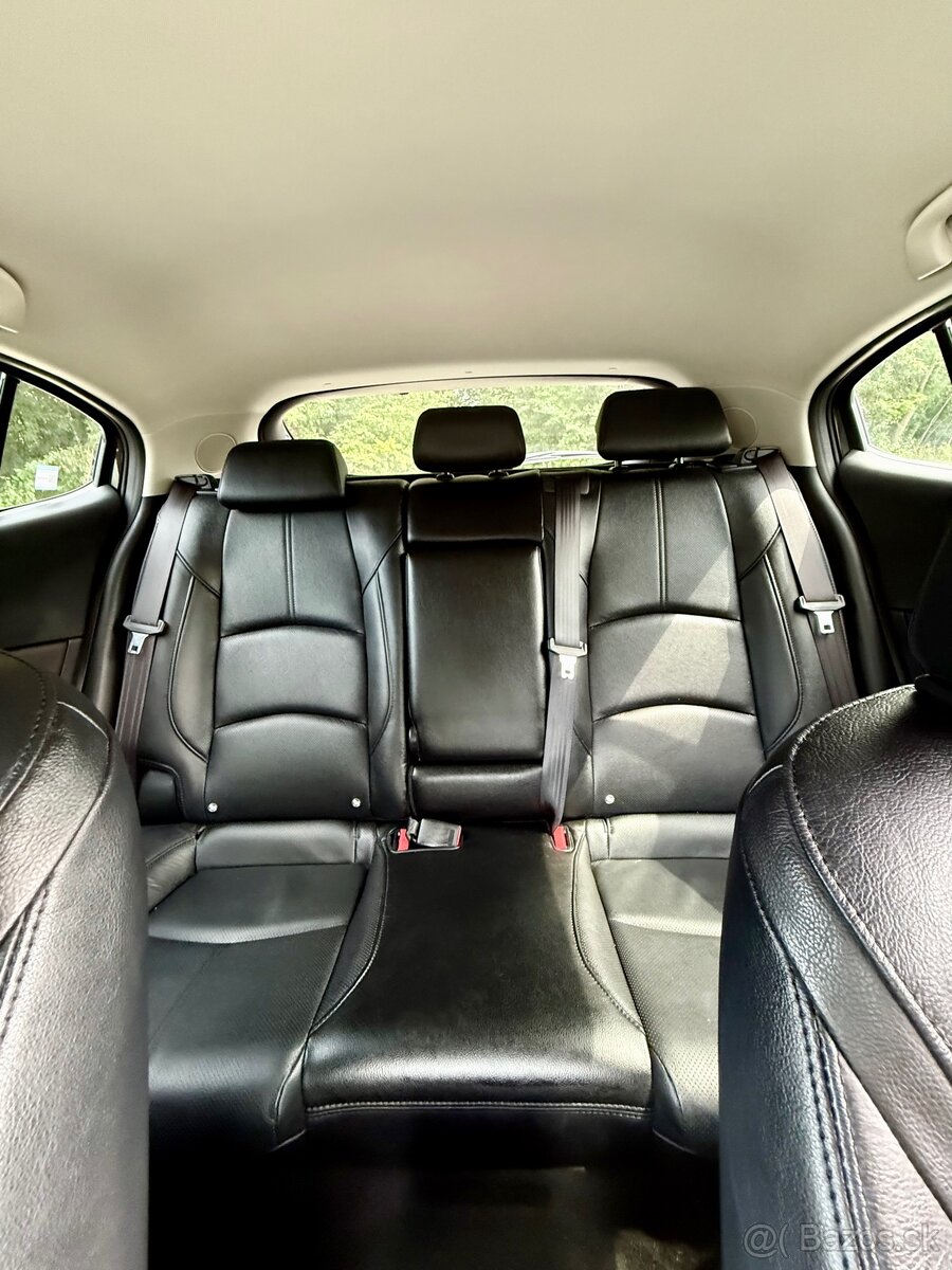 Mazda 3 2017 Automat Diesel Full led 172.000 - 12