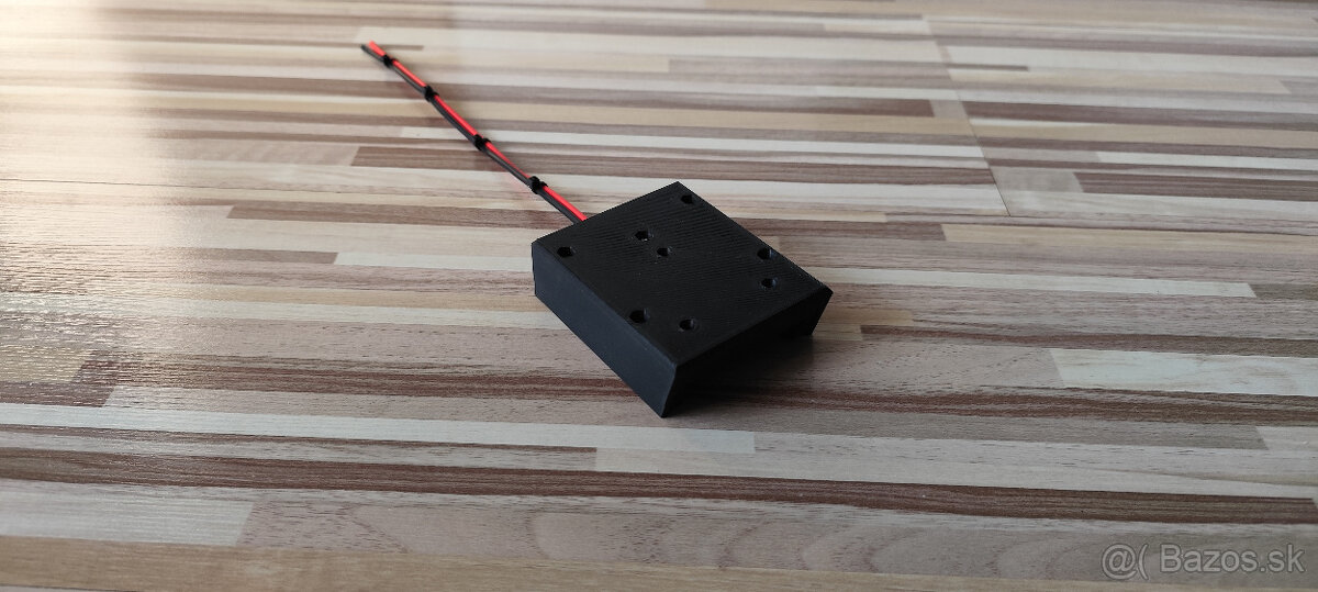 Adaptér batérie Milwaukee M18 - 12