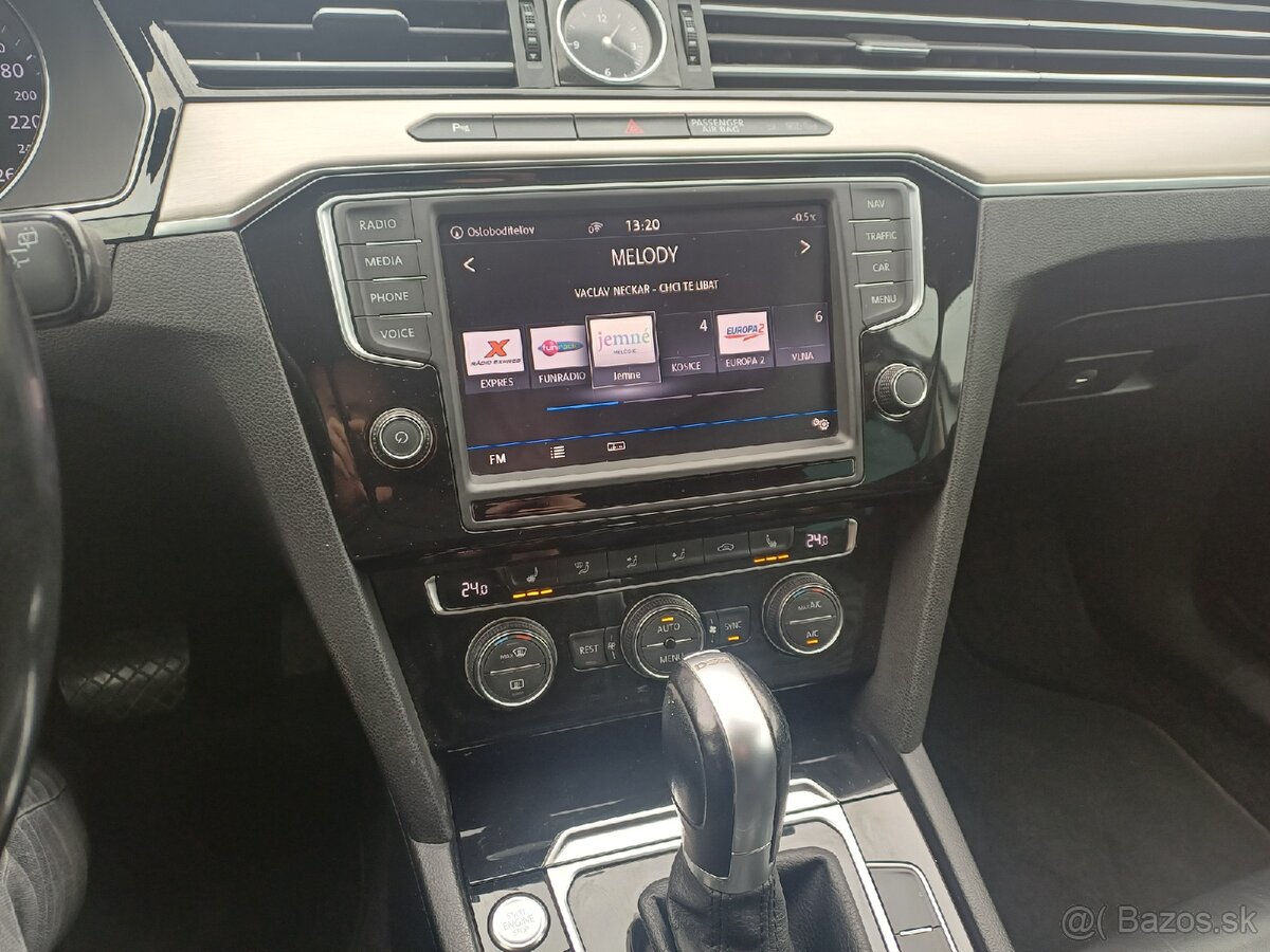 VW Passat B8 Variant Highline 2.0 TDI DSG 110 KW - 12