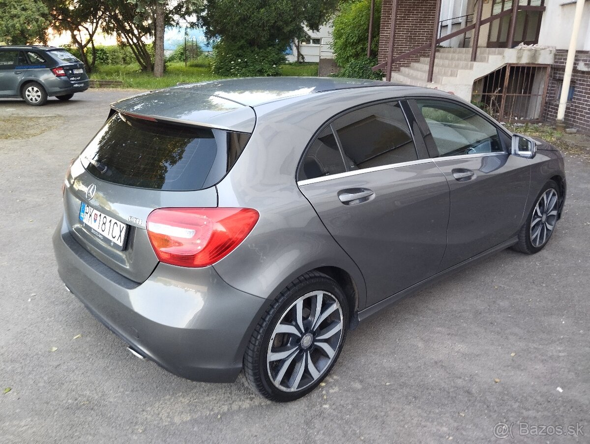 Mercedes Benz A - 12