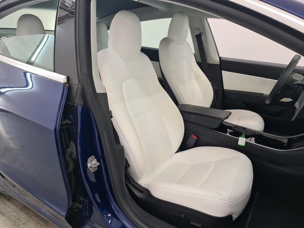 Tesla model 3 Long range , 4x4, 140000km, odpocet DPH - 12