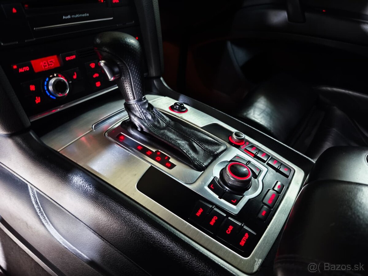 Audi Q7 Facelift 3.0TDI 176kw 2010 Quattro S-line Nová STK - 12