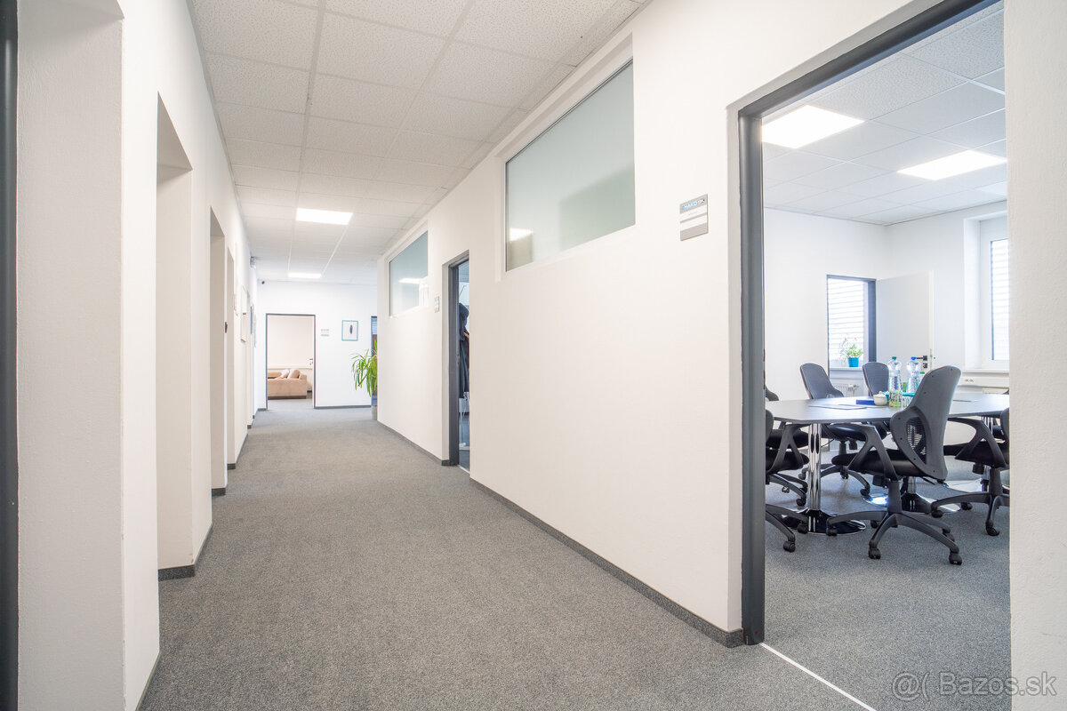 Na predaj priemyselný objekt s investičným potenciálom v Sen - 12