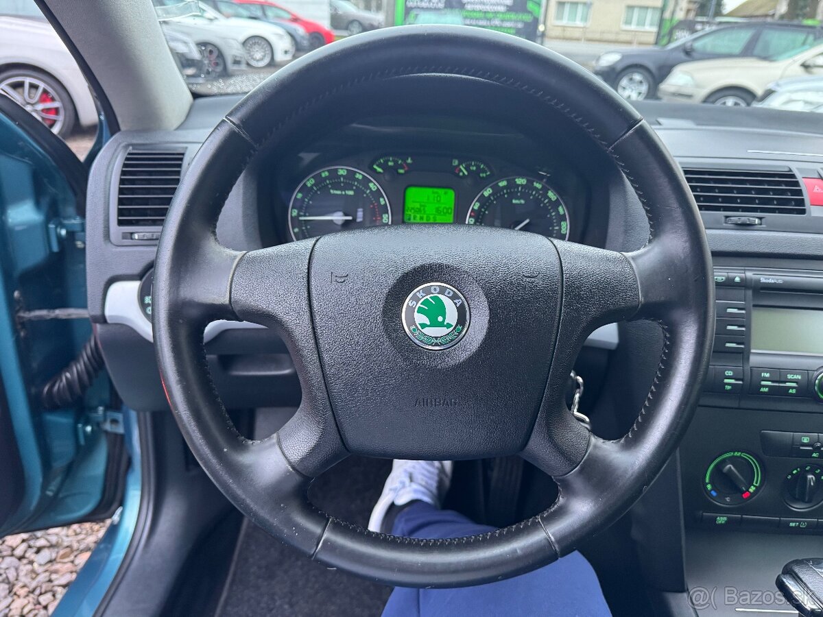 ŠKODA OCTAVIA 2 2.0 TDI 103KW DSG ELEGANCE - 12