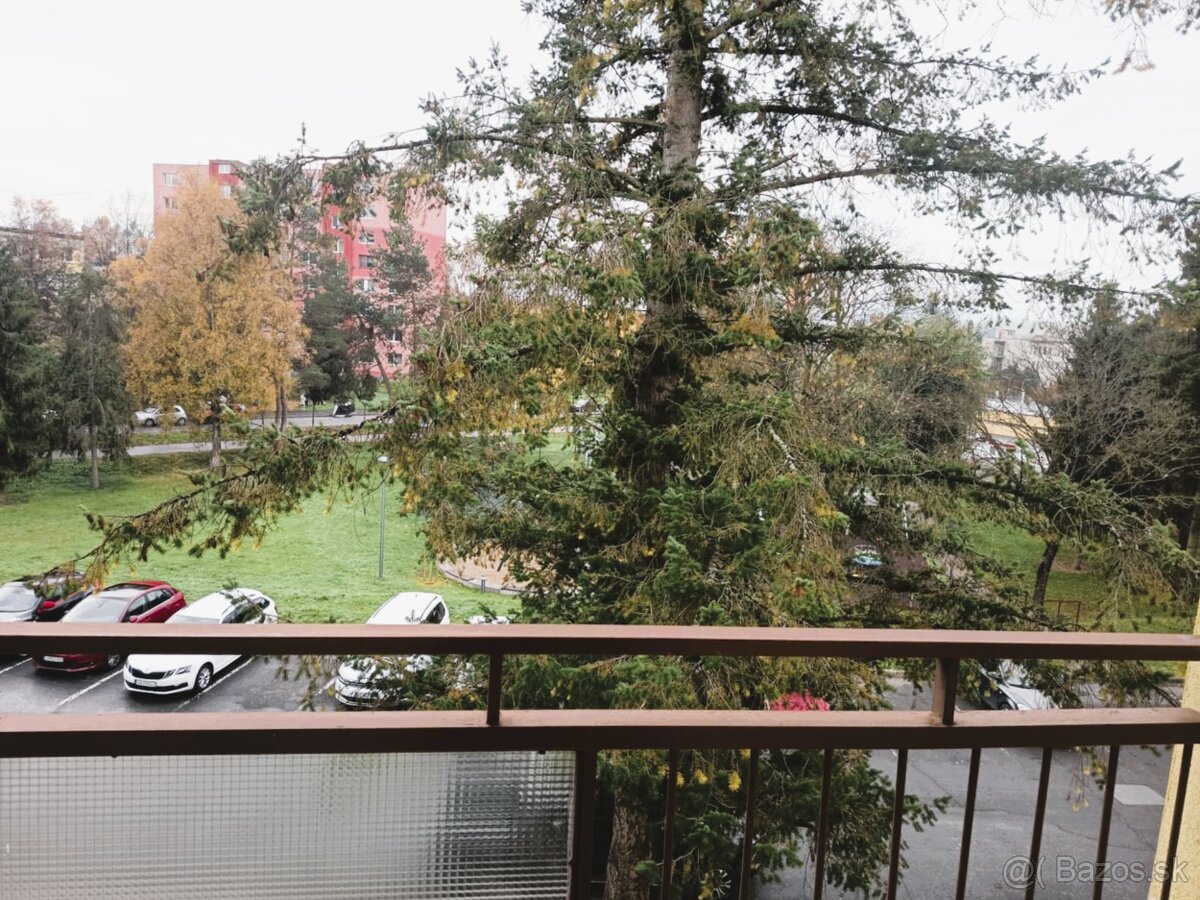 Prenájom 3-izbový byt Levoča PRAMEŇ - 12