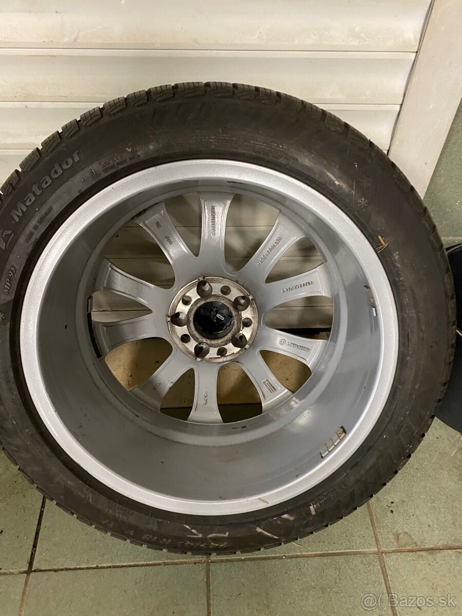 Zimná sada Mercedes Benz 5x112 r18 245/45 - 12