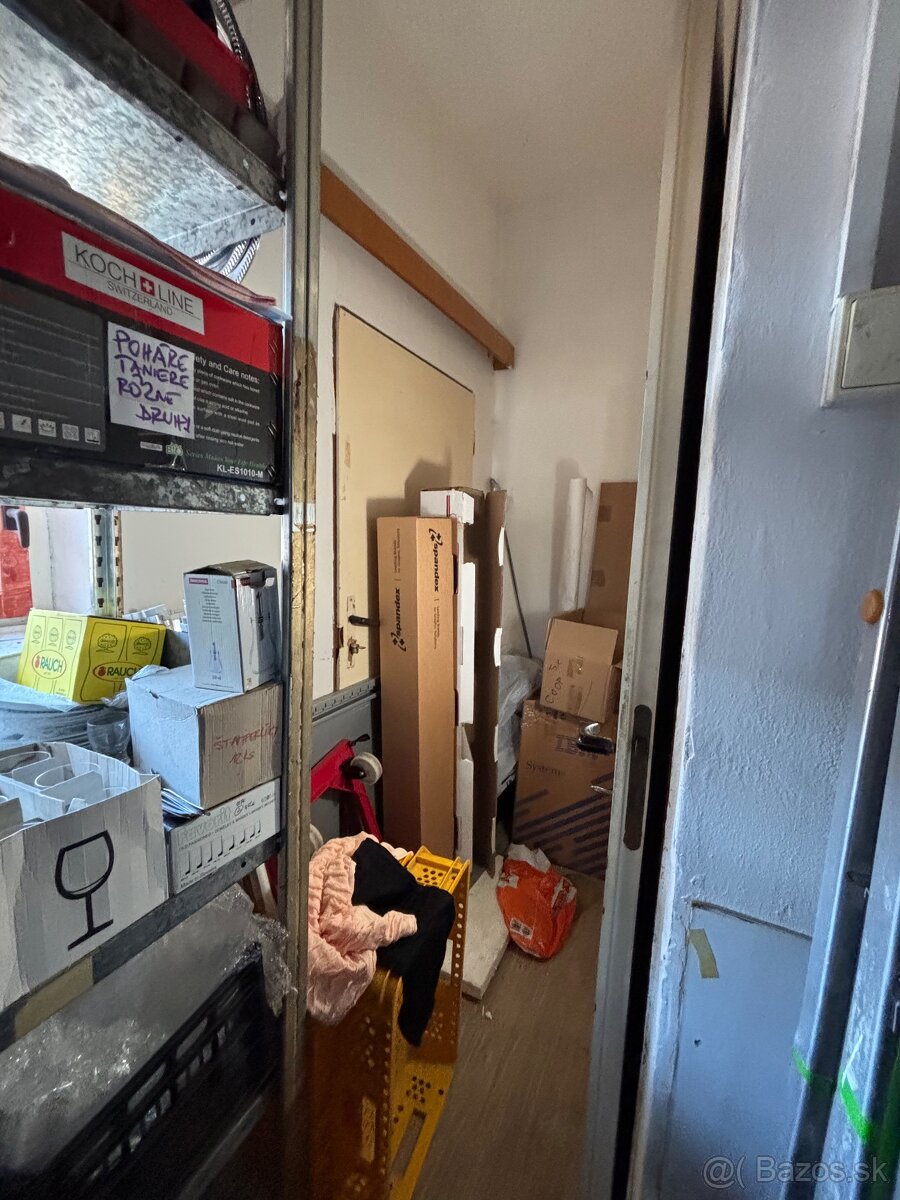 Exkluzívne- Budova Coop Jednoty Veľký Čepčín - 12