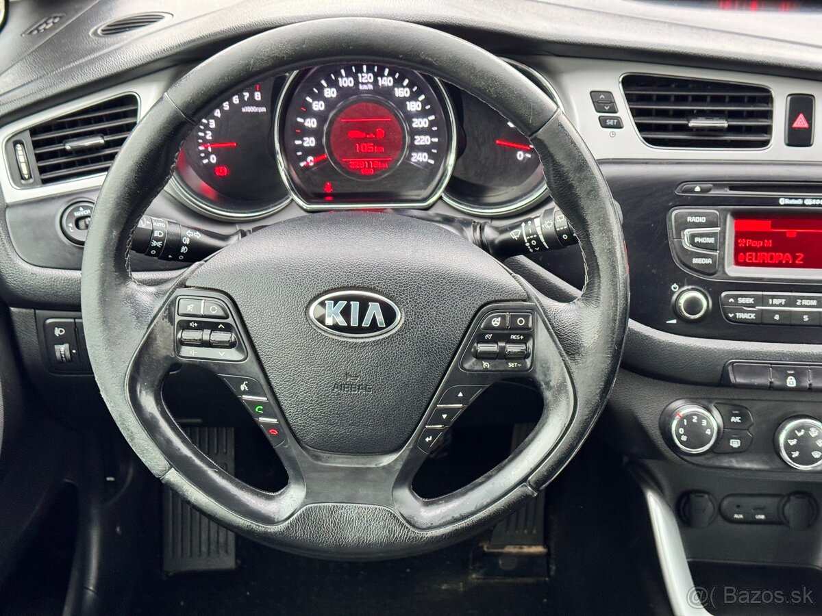 KIA Ceed 1.4 cvvt - 12