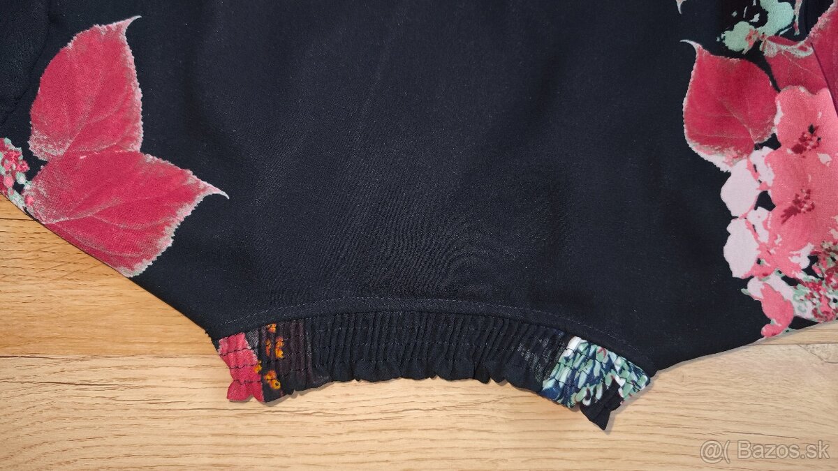 Čierne vzorovaná šaty - 12