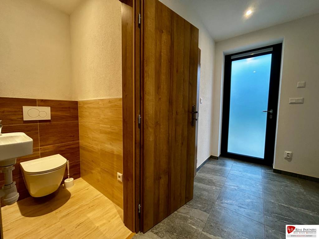 REB.SK Prenájom rodinného 5-izb domu Dunajská Lužná - 12