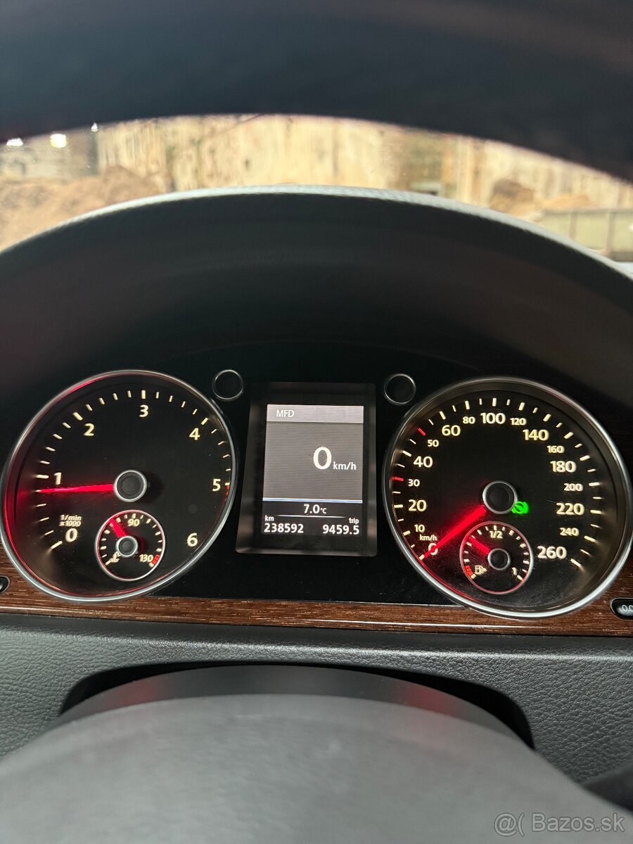 Volkswagen Passat B7 2.0tdi Highline 4motion - 12