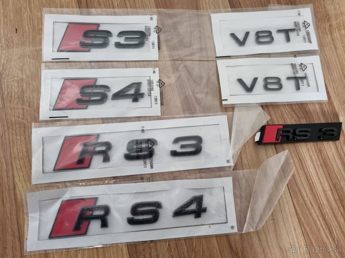 Napis logo znak AUDI na kufor / masku / blatniky - 12