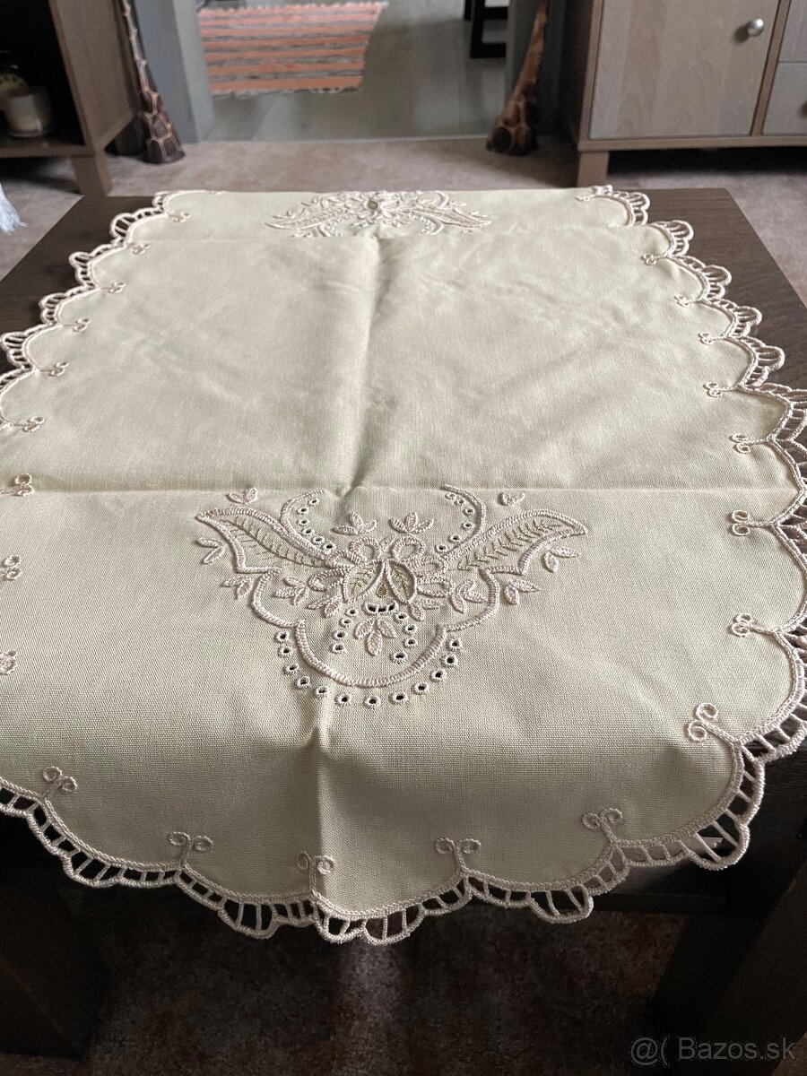 Ľudové výšivky dečky - 12