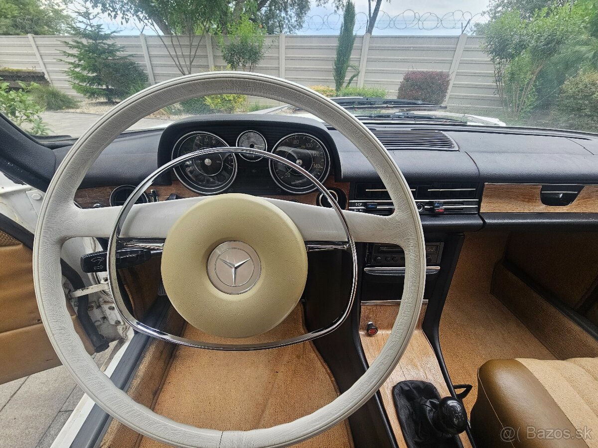 Mercedes-Benz w115 - 12