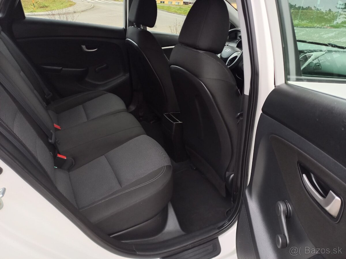 Hyundai i30 1.4 CRDi, 66KW COMFORT - 12