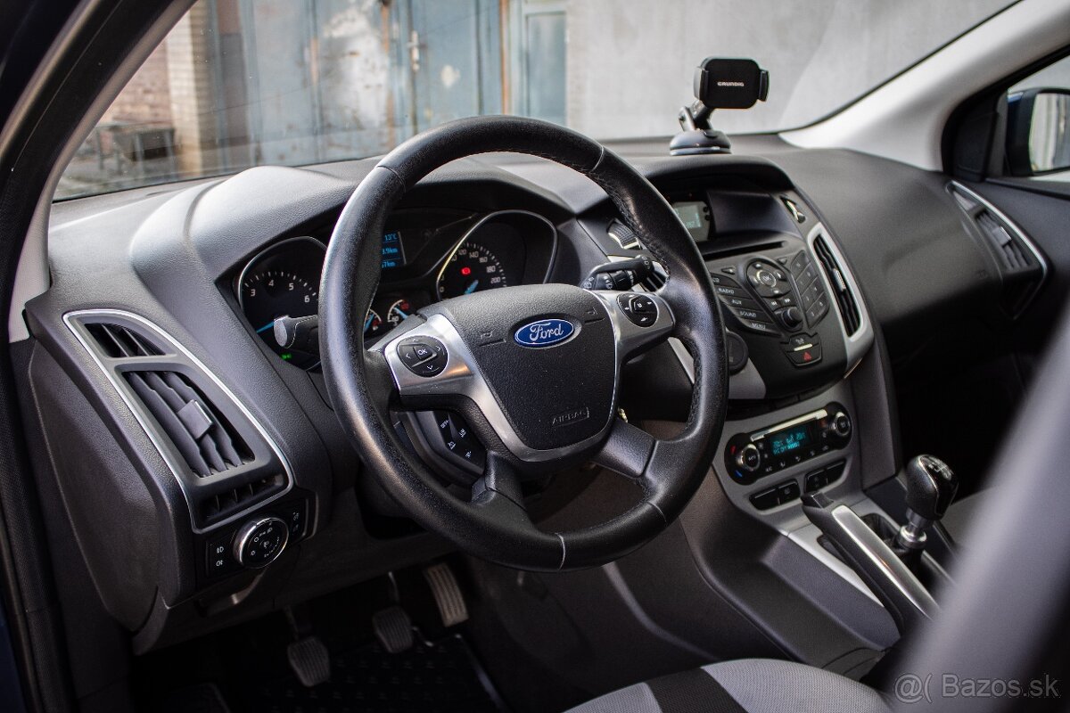 Ford Focus Kombi 1.0 SCTi 92kW - 12